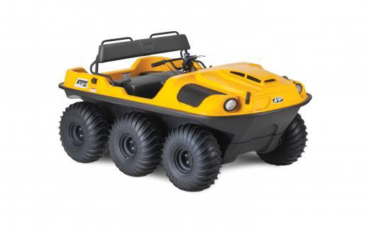 six-wheeled off road vehicle